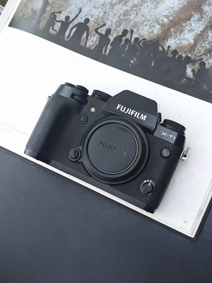 Used Fujifilm X-T1 body [No charger]
