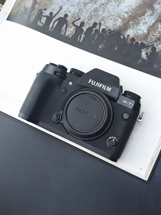 Used Fujifilm X-T1 body [No charger]
