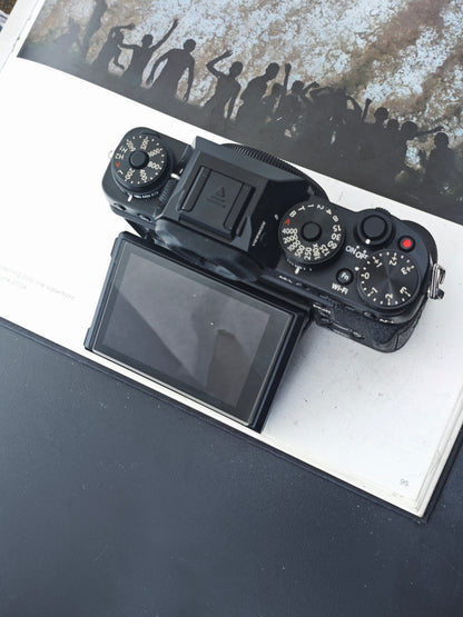 Used Fujifilm X-T1 body [No charger]