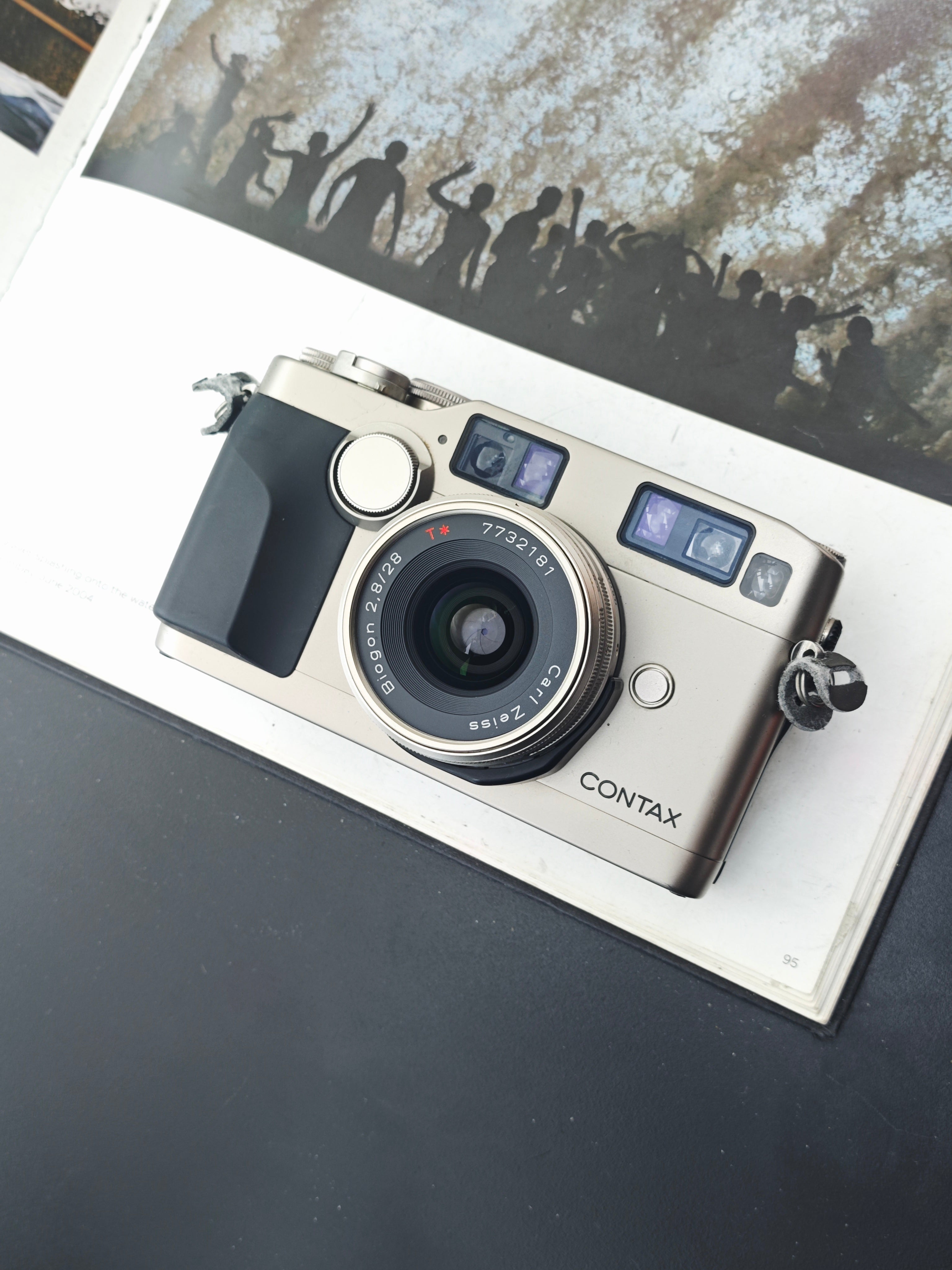 G2 Contax Zeiss Biogon Carl T* 21mm f⁄2.8 28mm + Lens | CONTAX