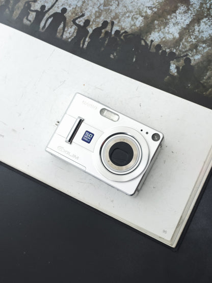 *READ* Used Casio EXILIM EX-Z55 Digital Camera [No charger]