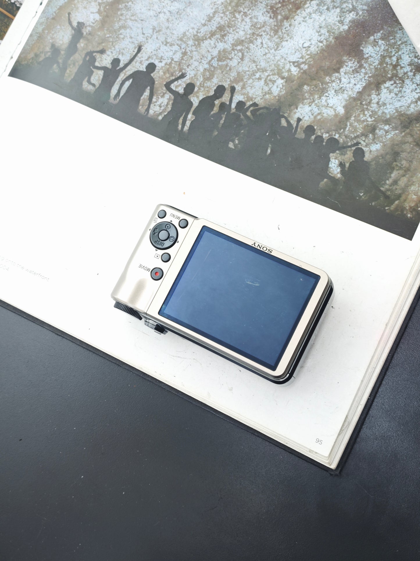 Used Sony Cyber-shot DSC-HX5V gold Digital Camera [JPN only]