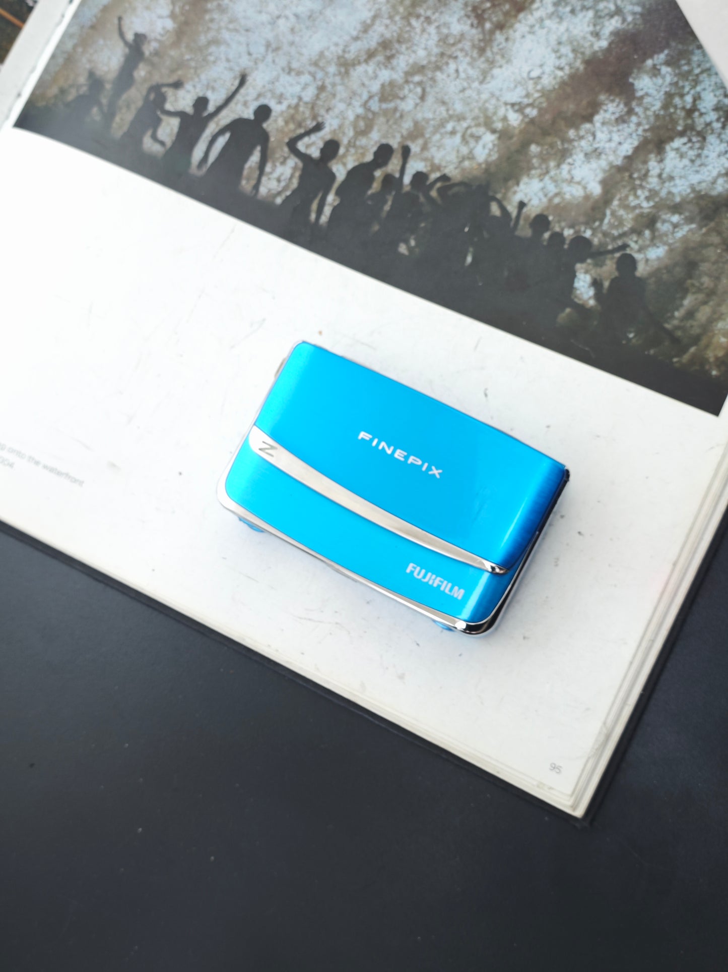 Used Fujifilm FinePix Z70 blue Digital Camera [No charger]