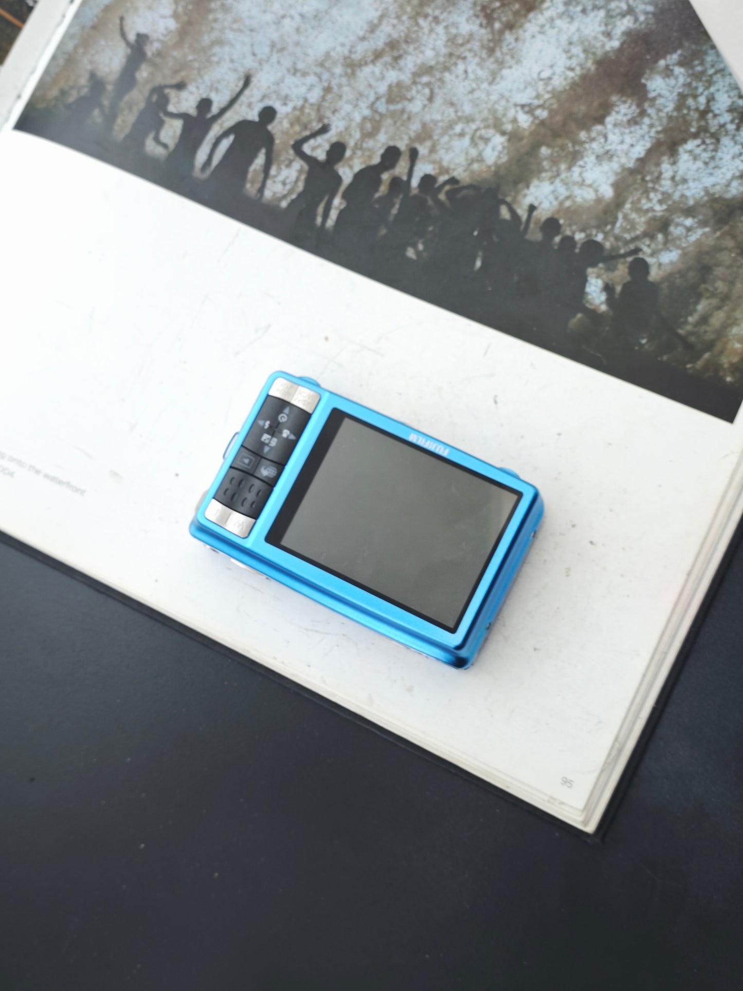 Used Fujifilm FinePix Z70 blue Digital Camera [No charger]