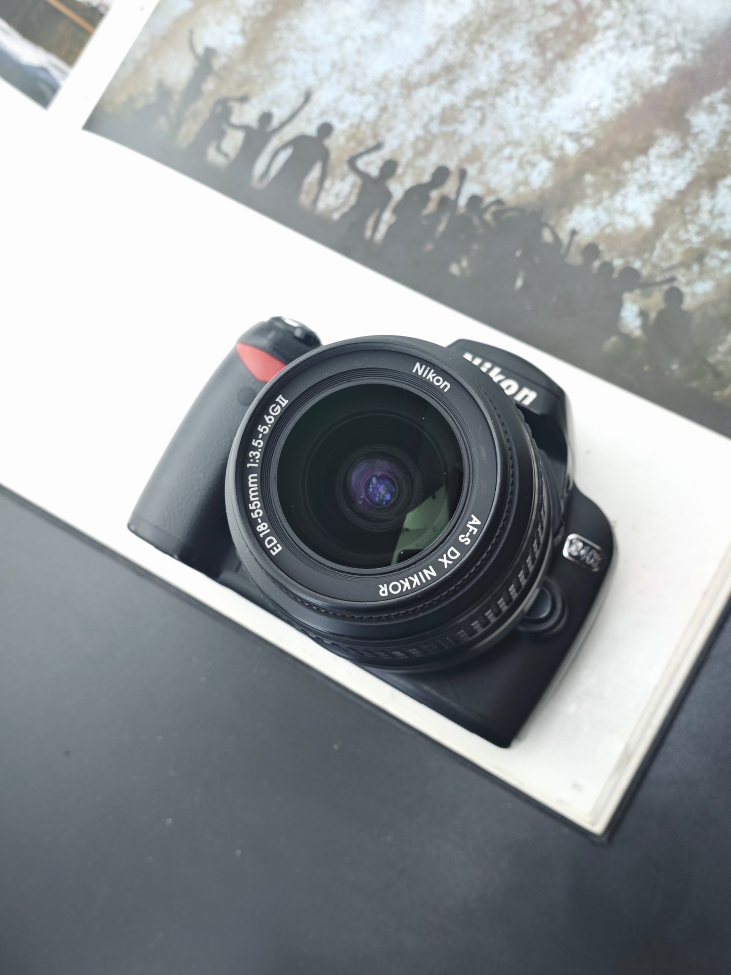 Nikon D40X with AF-S 18-55mm F3.5-5.6 G II ED