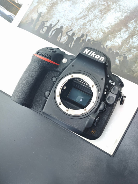 Used Nikon D810 body Digital Camera [No charger]