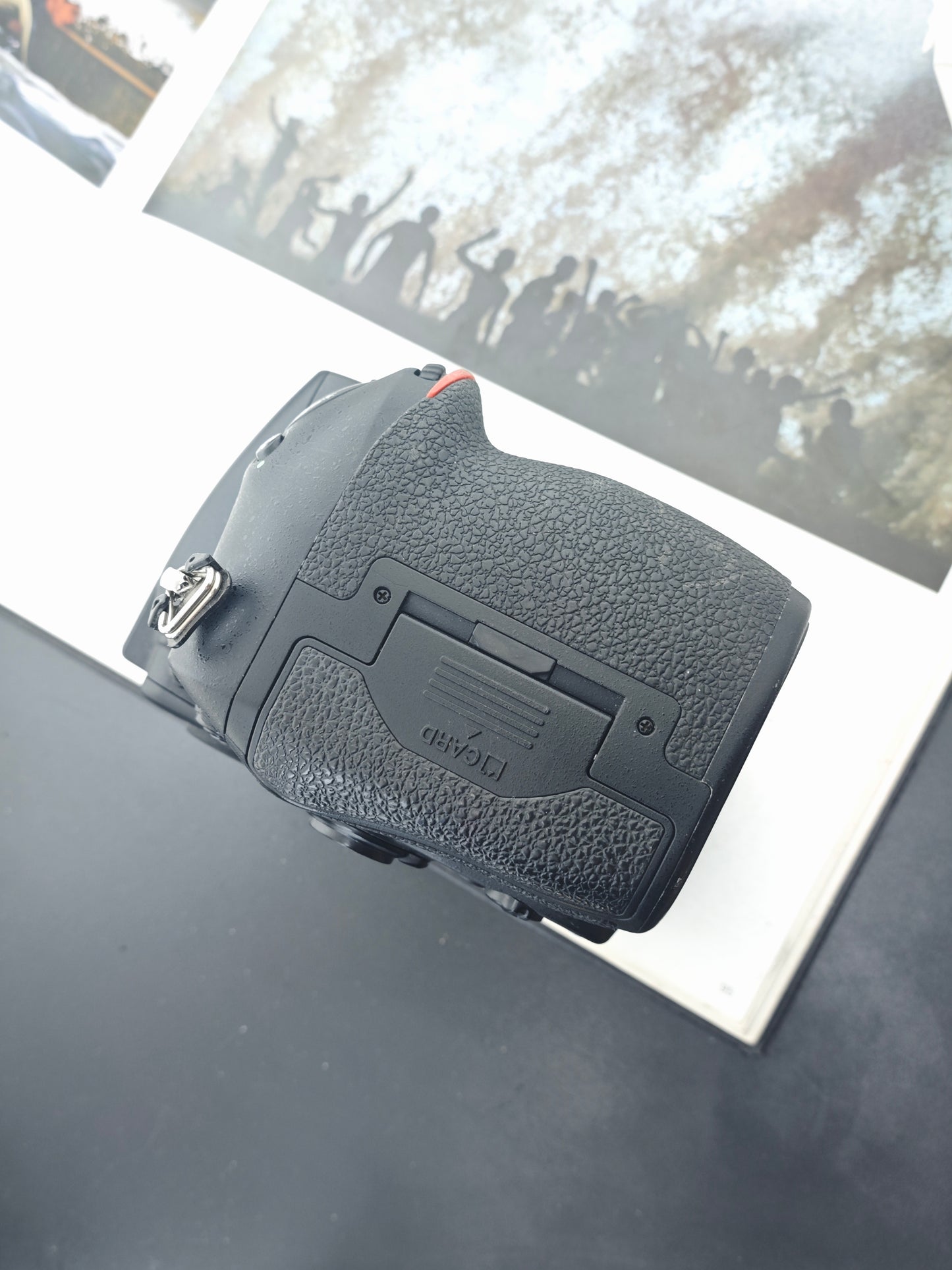 Used Nikon D810 body Digital Camera [No charger]