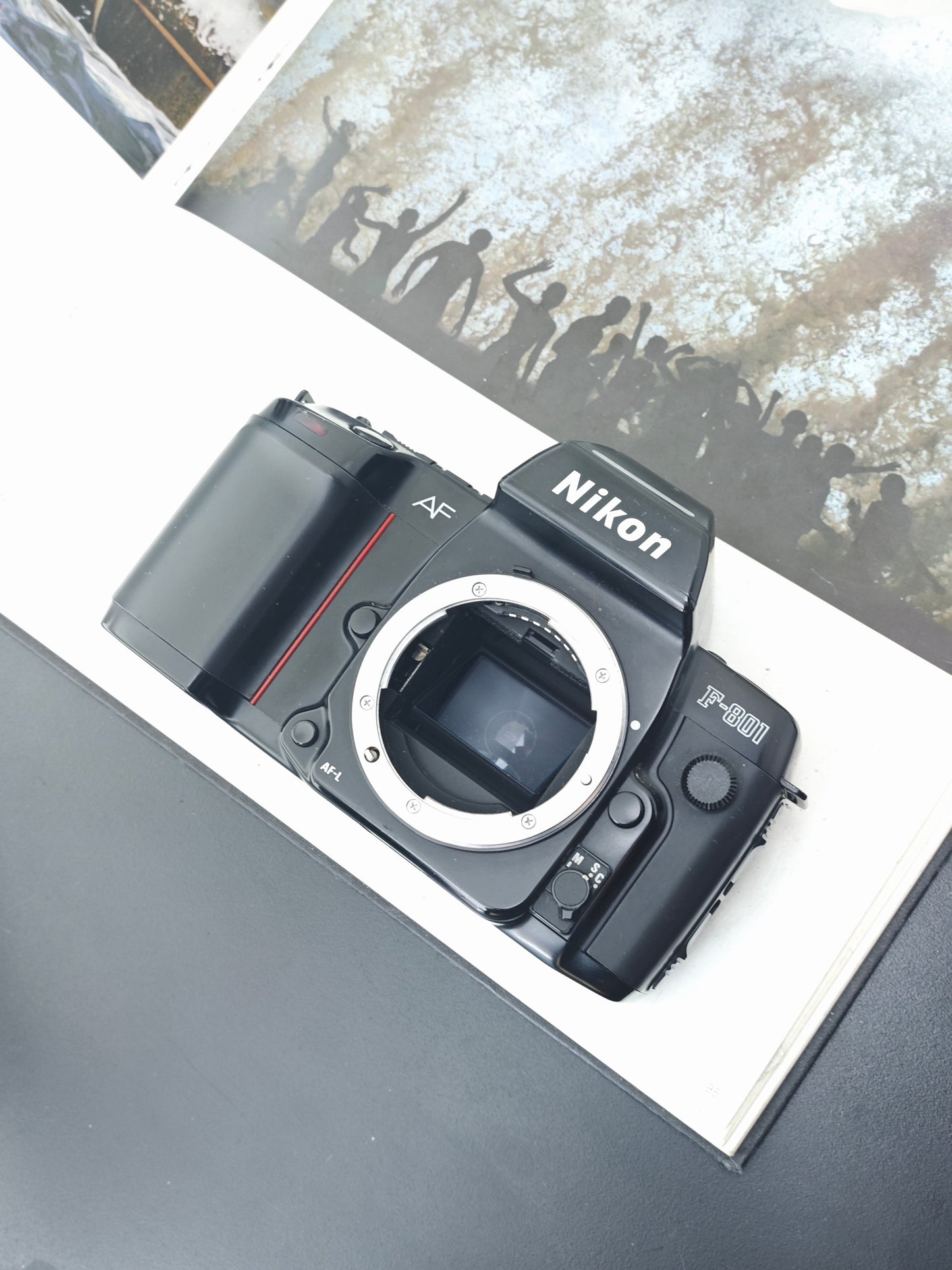 Nikon F-801 body