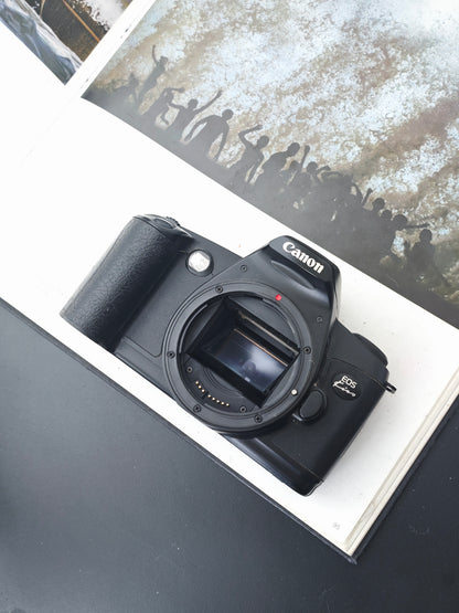 Canon EOS Kiss body