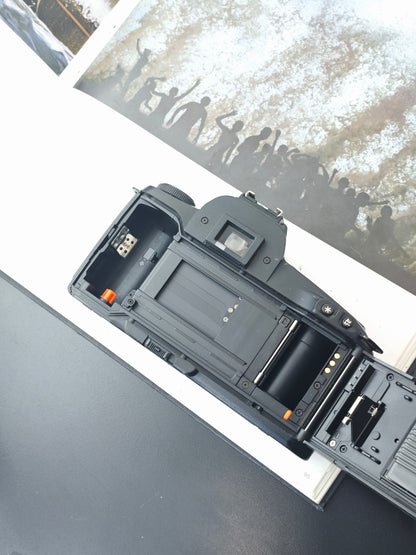 Canon EOS Kiss body