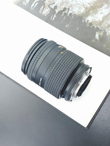 Nikon AF NIKKOR 28-105mm F3.5-4.5 D