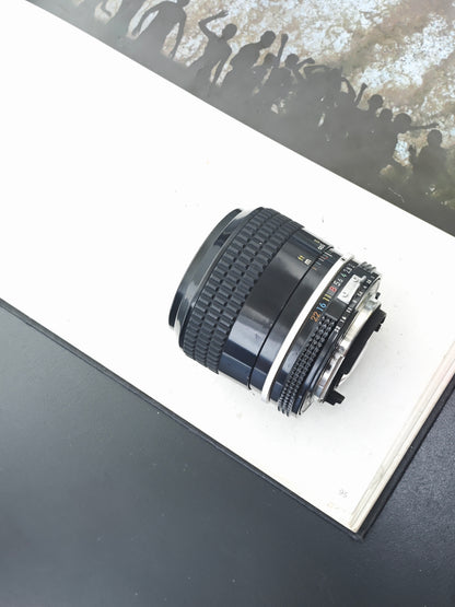 Nikon Nikkor 28mm F2 Ai