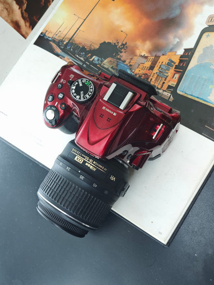 Used Nikon D5200 red with AF-S DX Nikkor 18-55mm F3.5-5.6 G VR [No charger]