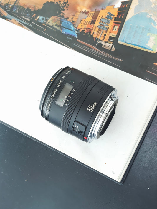 Canon Compact-Macro Lens EF 50mm F2.5 #124316