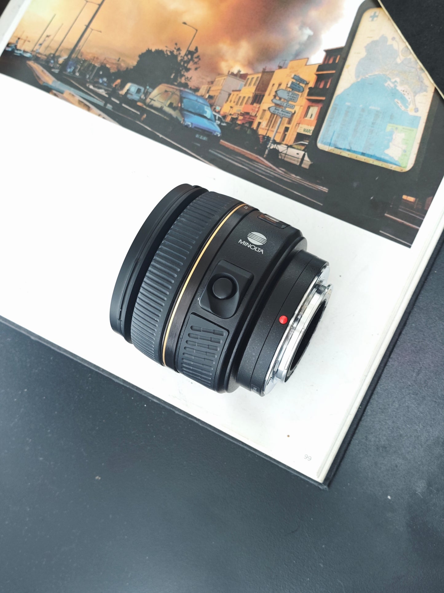 Minolta AF 85mm F1.4