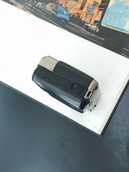*READ* Contax T2 #011246
