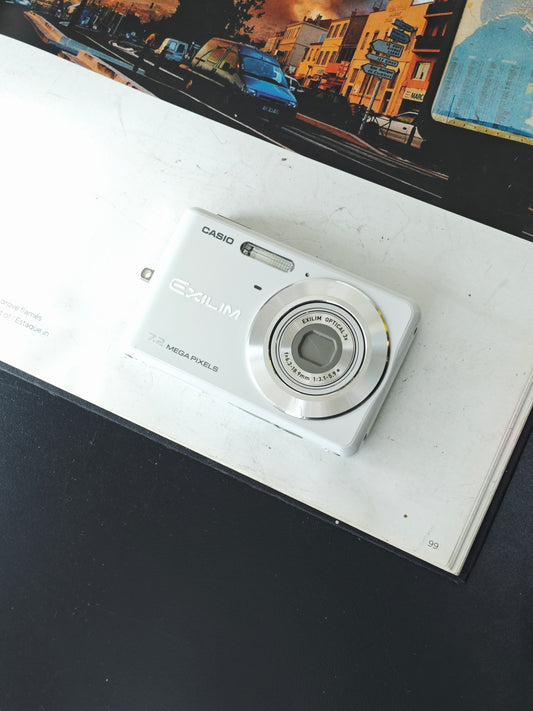 Used Casio EXILIM EX-Z77 white Digital Camera [No charger]