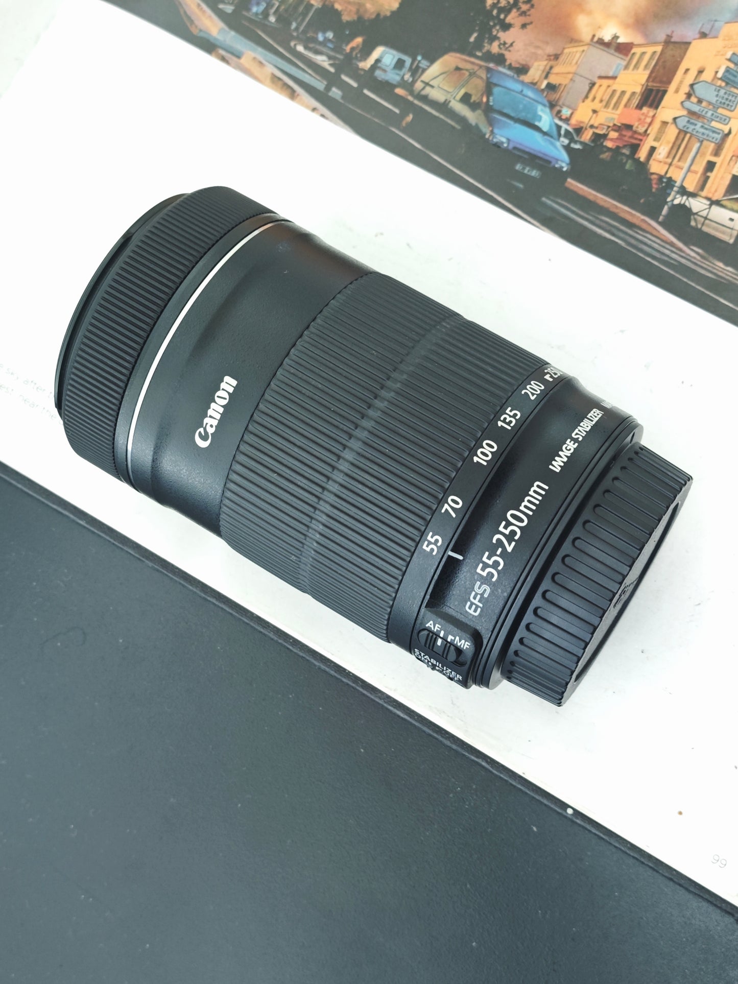 Used Canon EOS Kiss X9i with Double Zoom Kit Digital Camera [No charger]
