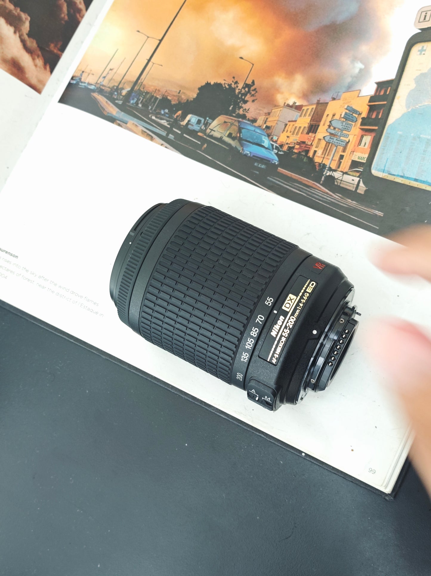 Used Nikon D3300 with Double Zoom Kit Digital Camera [No charger]