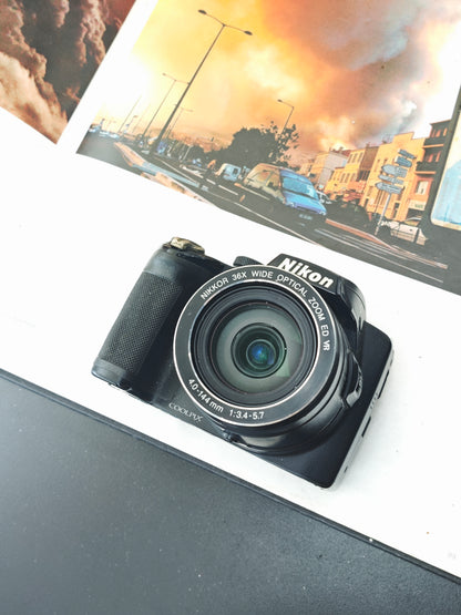 *READ* Used Nikon Coolpix P500 Digital Camera [No charger]