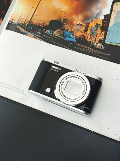 Used Casio EXILIM EX-ZR1800 Digital Camera [with box]