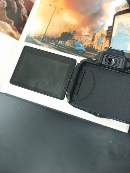 Used Nikon D5500 with Double Zoom Kit Digital Camera [with box] #2181844
