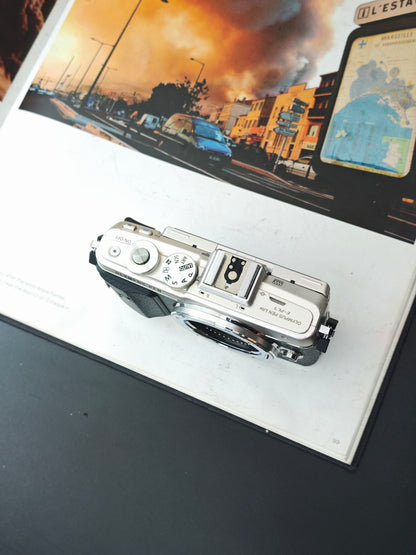 Used Olympus Pen Lite E-PL7 body Digital Camera