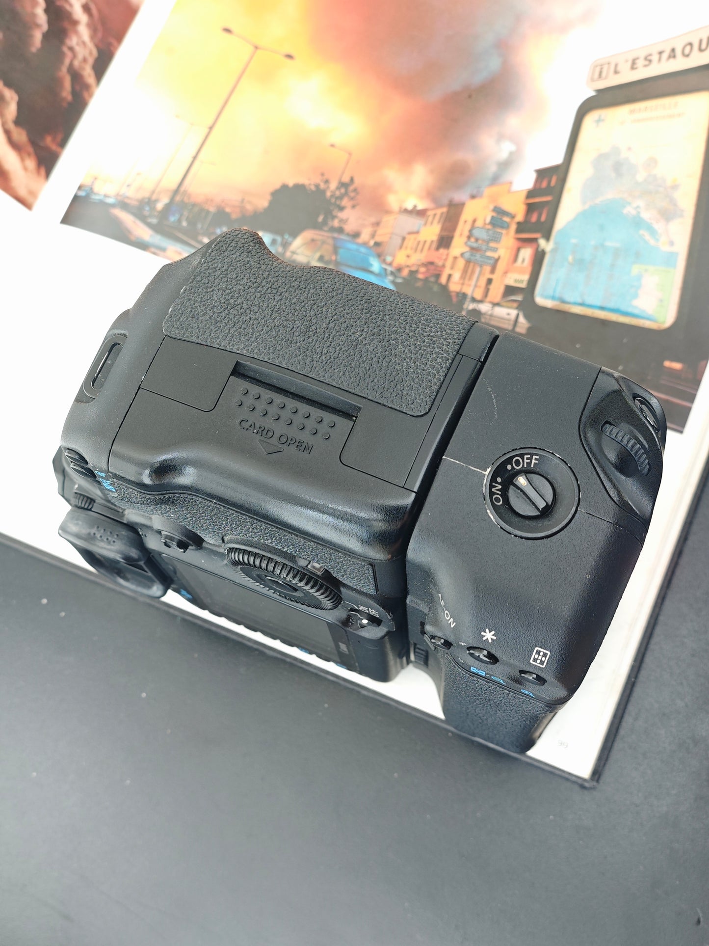Used Canon EOS 5D Mark II with Battery Grip BG-E6 [No charger] #1410900851