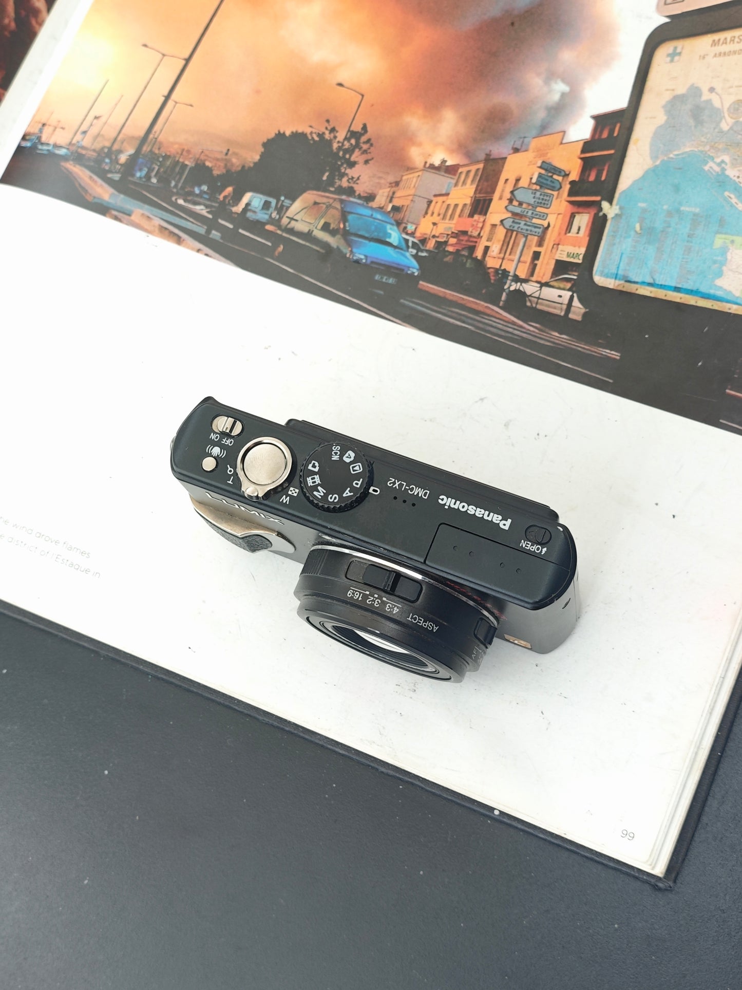 Used Panasonic Lumix DMC-LX2 black Digital Camera [No charger]