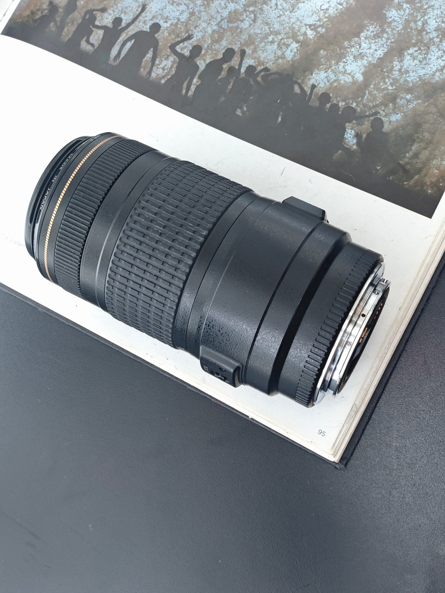 Canon Zoom Lens EF 70-300mm F4-5.6 IS USM #09005598