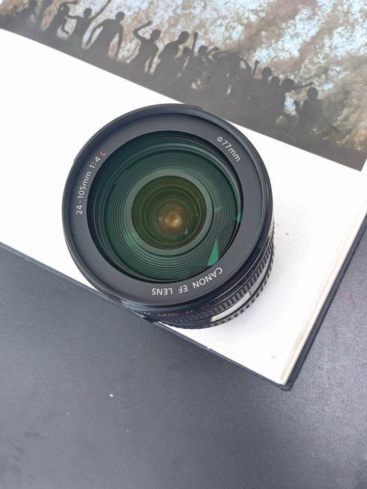 Canon Zoom Lens EF 24-105mm F4 L IS USM #1674480