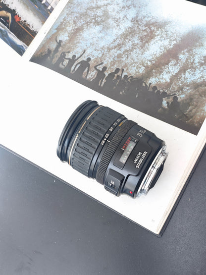 Canon Zoom Lens EF 28-135mm F3.5-5.6 IS USM