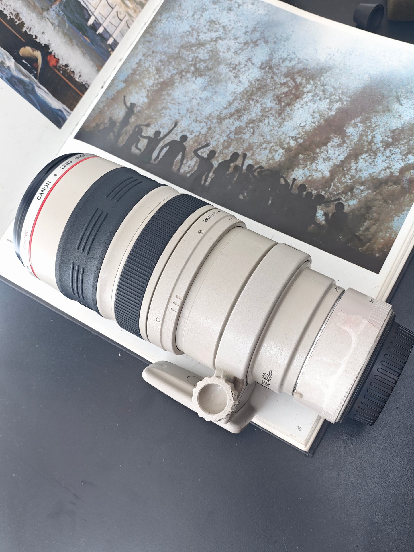 Canon Zoom Lens EF 100-400mm F4.5-5.6 L IS [+Canon Extender EF-1.4X II] #208902