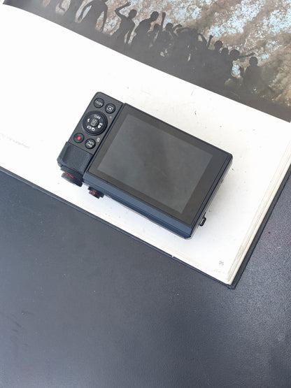 Used Canon PowerShot G7X Mark II Digital Camera [No charger]