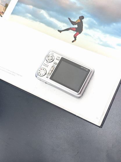 Used Casio EXILIM EX-V7 silver Digital Camera [with box]