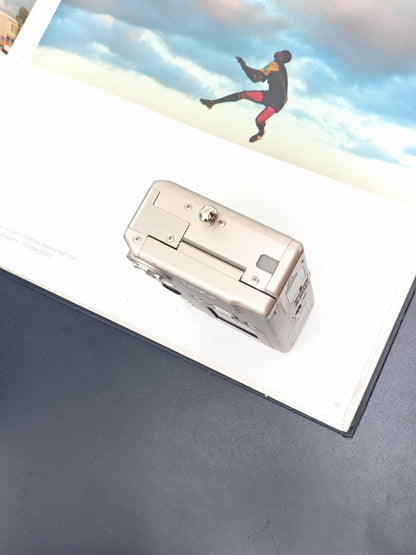 Used Canon PowerShot S20 Digital Camera