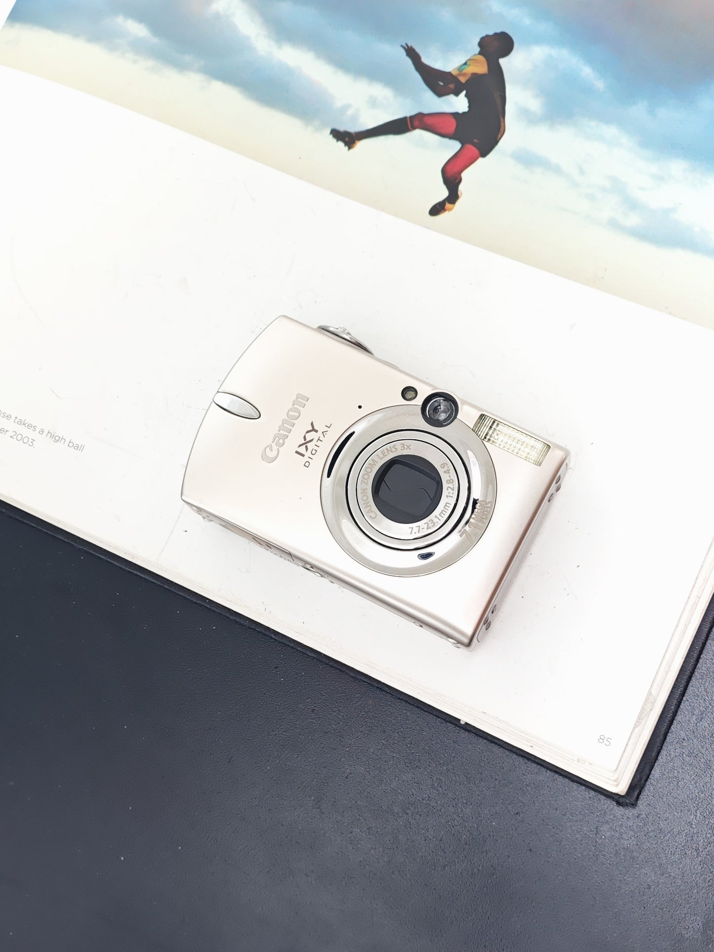 Used Canon IXY Digital 700 Digital Camera [with box]