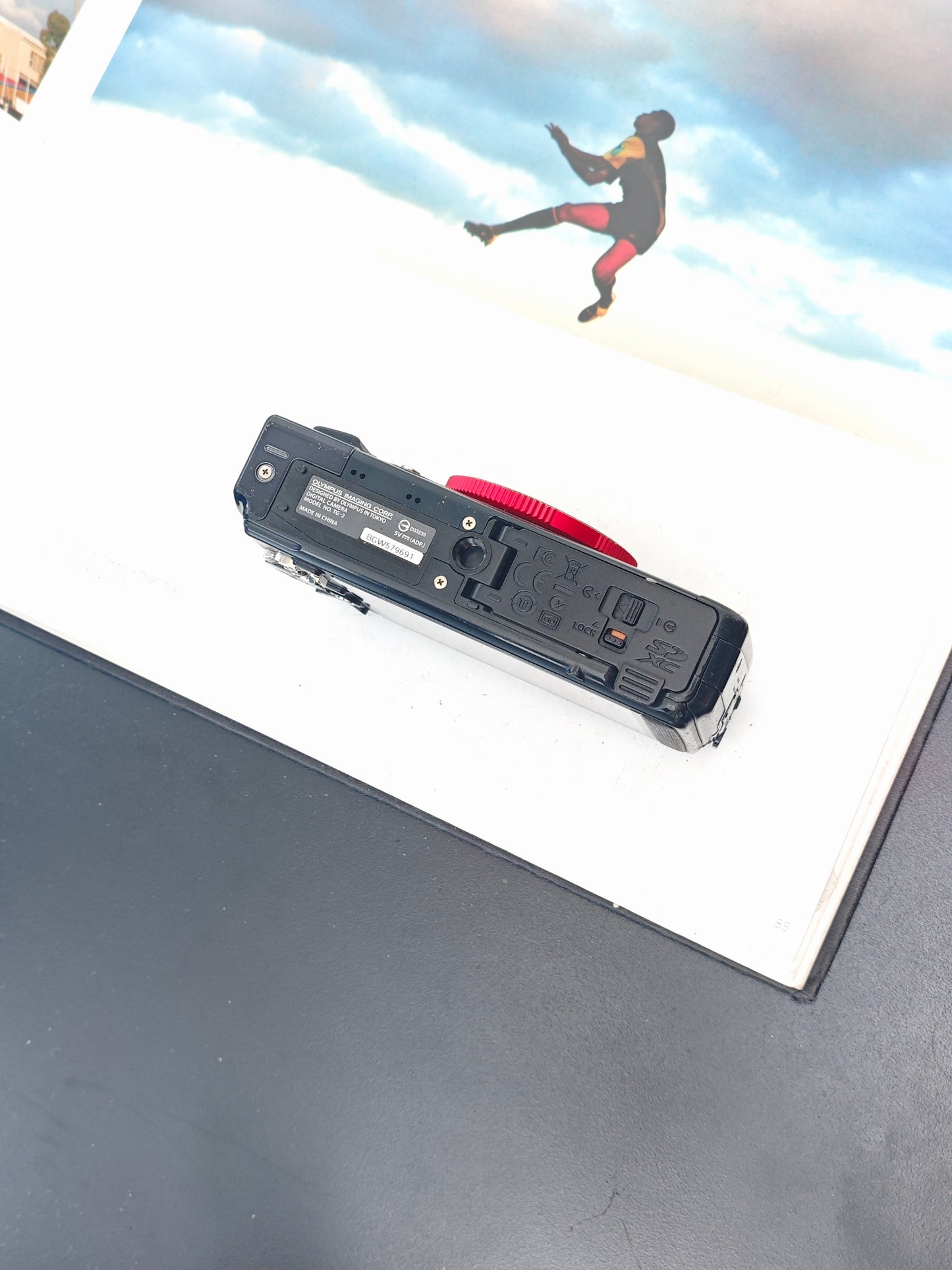 Used Olympus Stylus Tough TG-2 Digital Camera [with box]