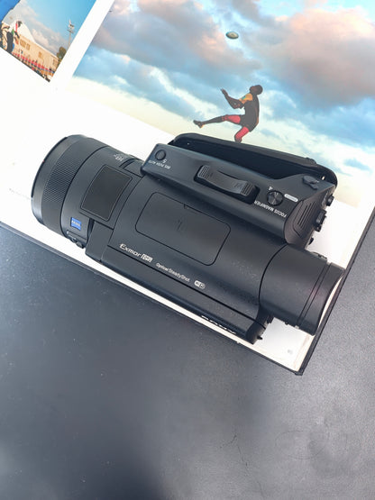 Used Sony FDR-AX700 Handycam [JPN only, with box]