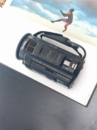 Used Sony HDR-PJ630V Handycam [JPN only, No charger]