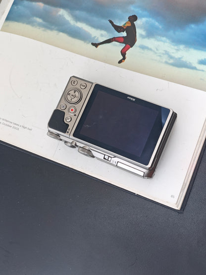 Used Nikon Coolpix A900 silver Digital Camera [No charger]