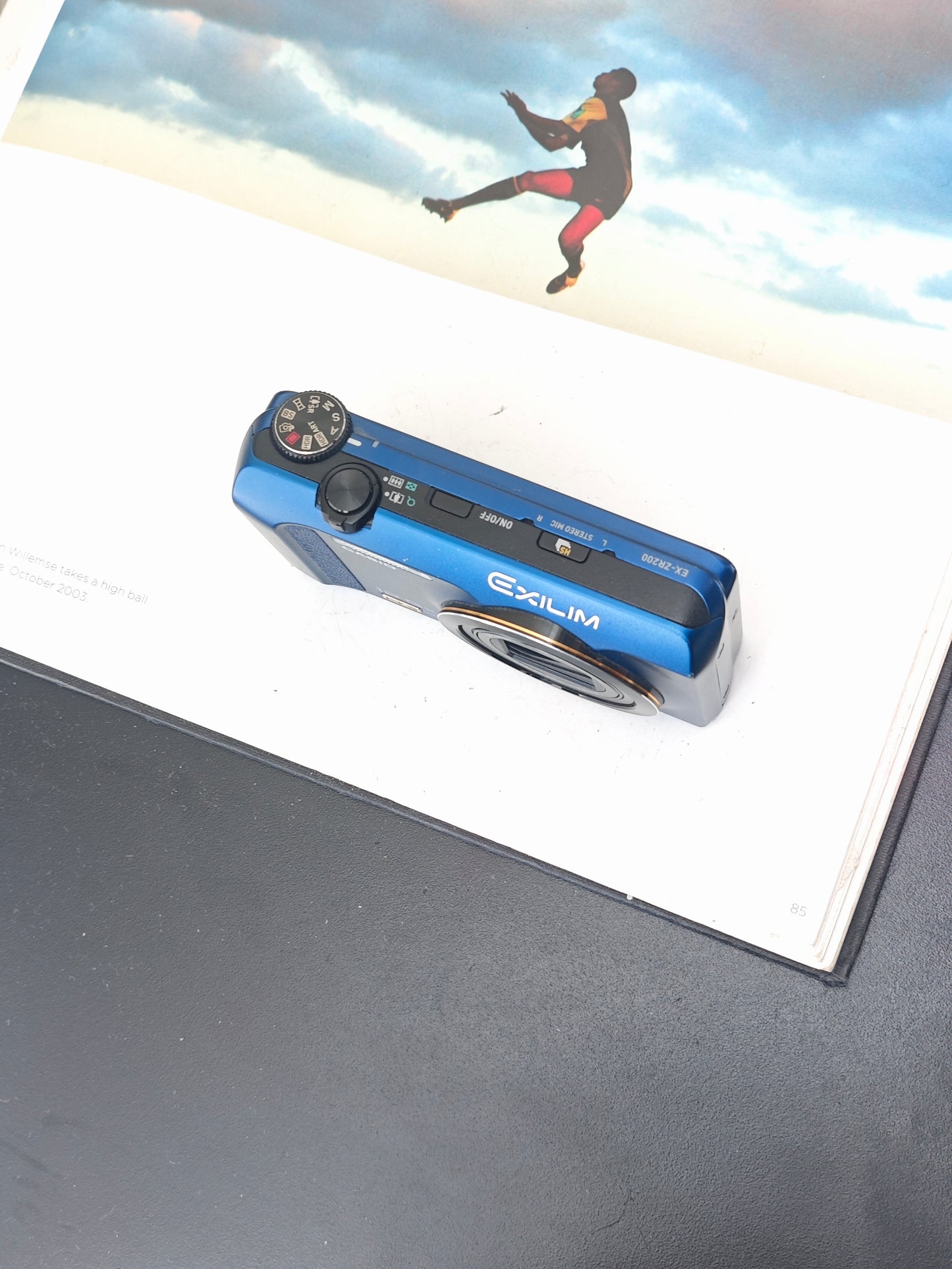 *READ* Used Casio EXILIM EX-ZR200 blue Digital Camera [with box]