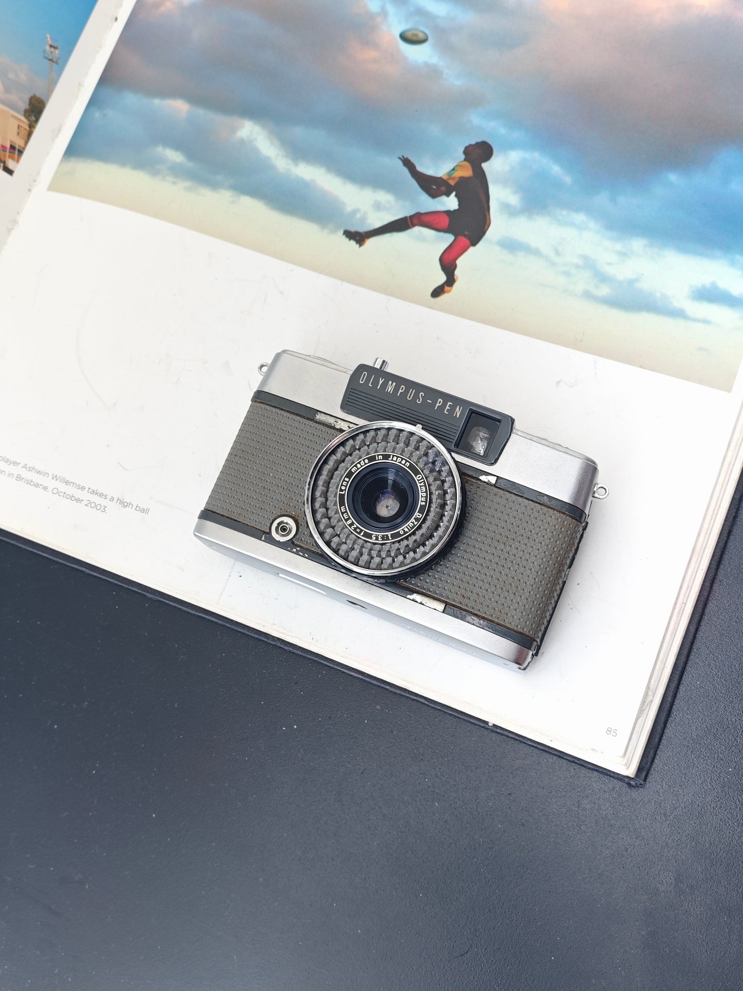 Olympus PEN EE-2