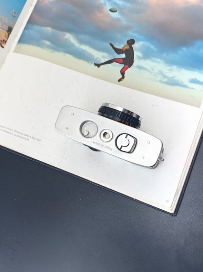 Olympus PEN-EE S
