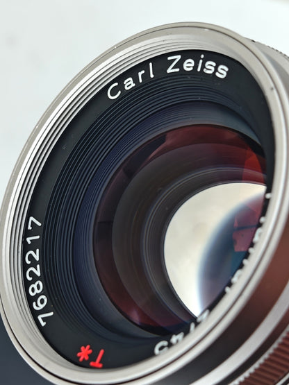 Carl Zeiss Planar 45mm F2 T* #7682217