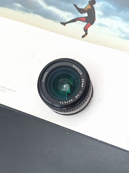 Nikon Nikkor 28mm F2.8 Ai-S #647676