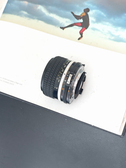 Nikon Nikkor 28mm F2.8 Ai-S #647676