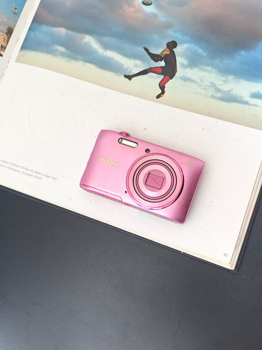 Used Nikon Coolpix S3600 pink Digital Camera [No charger]