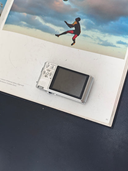 Used Panasonic Lumix DMC-FX7 Digital Camera [JPN only]
