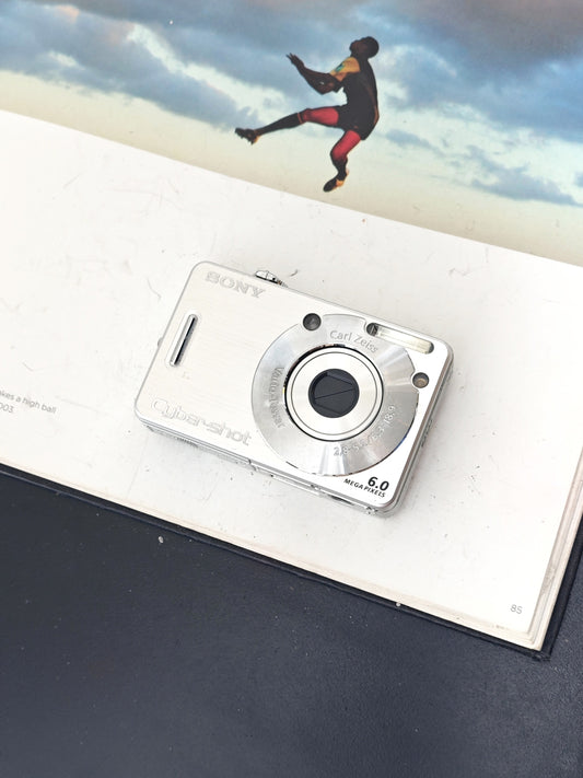 Used Sony Cyber-shot DSC-W50 silver Digital Camera [JPN only]
